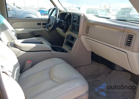 2003 Chevrolet Suburban 1500 Lt from USA, damaged, VIN 1GNEC16Z93R159874